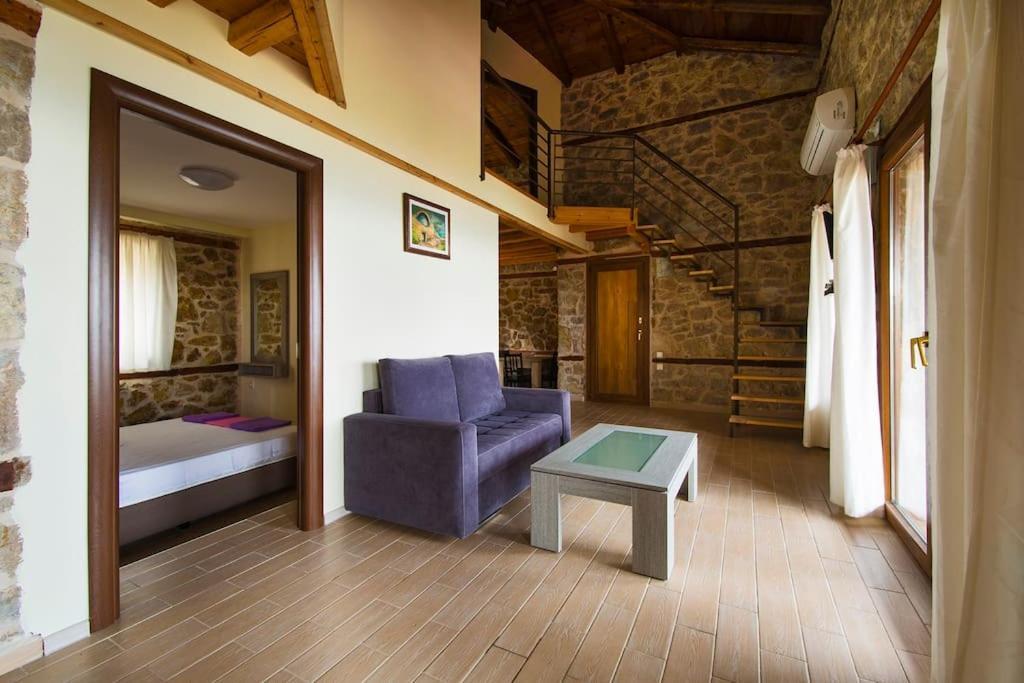 Petrini Spiti Vila Pyrgadikia Exterior foto